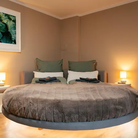 Luxury Wellness With Sauna & Whirlpool By Hero Homes *