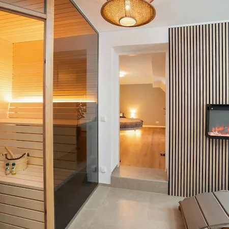 Wellness Altstadt - Sauna, Whirlpool & Free Parking By Hero Homes