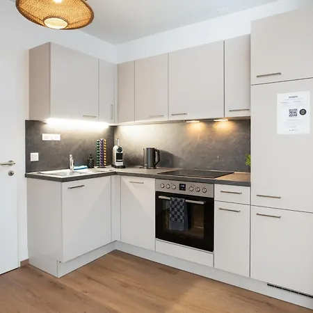 Wellness Altstadt - Sauna, Whirlpool & Free Parking By Hero Homes