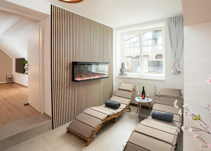 Apartment Wellness Retreat For 2 With Private Sauna & Whirlpool - Free Parking, Quiet Center By Hero Homes Graz