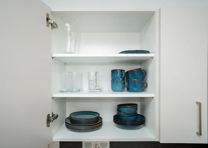 Apartment Wellness Retreat For 2 With Private Sauna & Whirlpool - Free Parking, Quiet Center By Hero Homes *